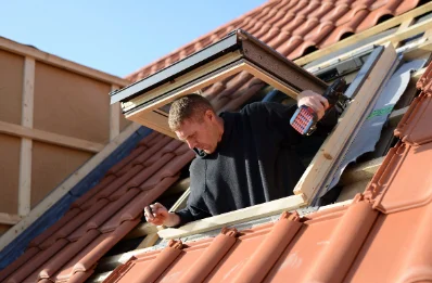 Pose de fenêtres de toit Velux à Domessin
